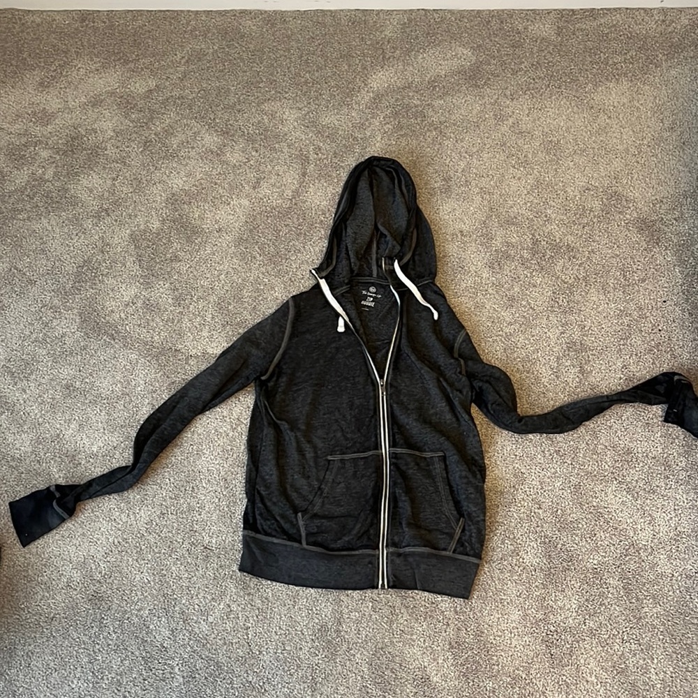 grey zip up hoody